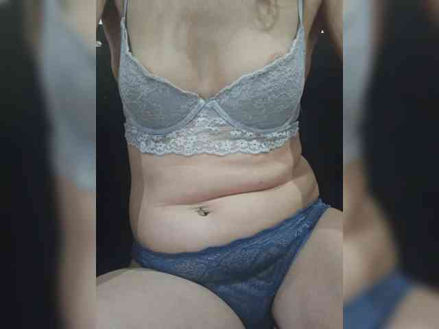 Angela03a Live Webcam on BongaCams