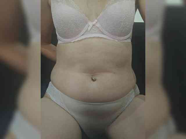 Angela03a webcam