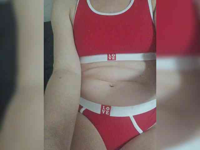 Angela03a webcam