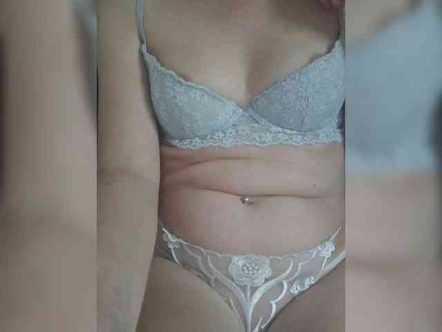 Angela03a webcam