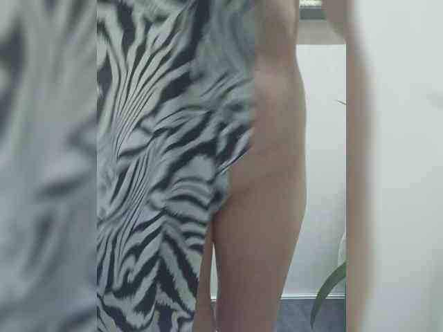 Angela03a webcam