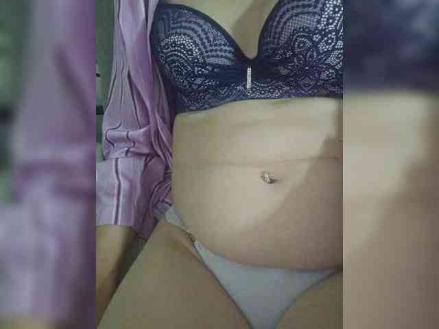 Angela03a webcam