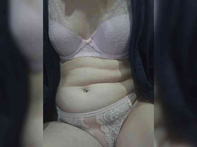 Angela03a webcam