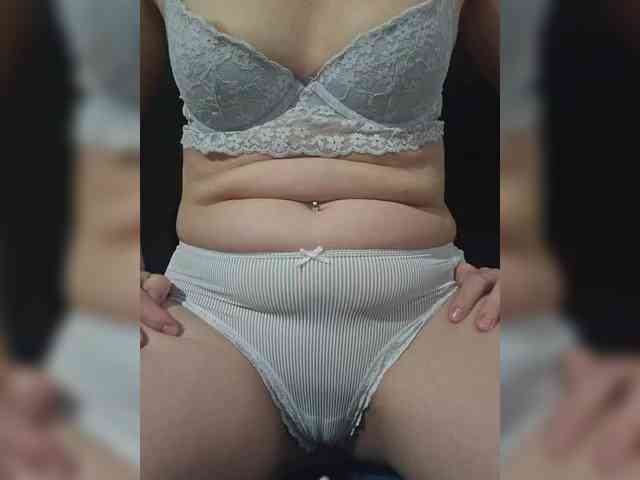 Angela03a webcam