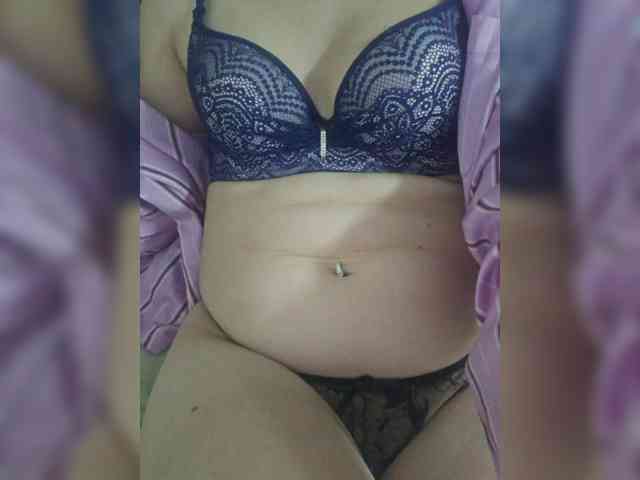 Angela03a webcam