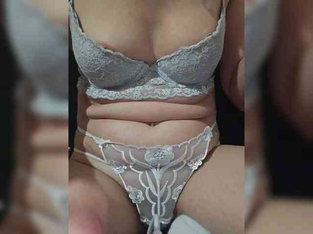Angela03a webcam