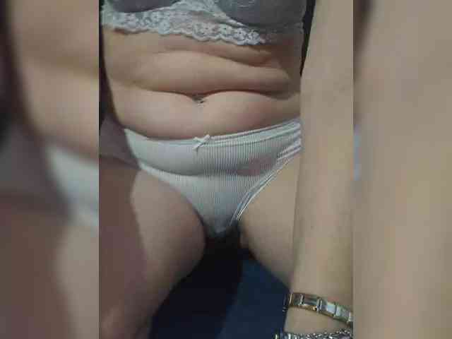 Angela03a webcam