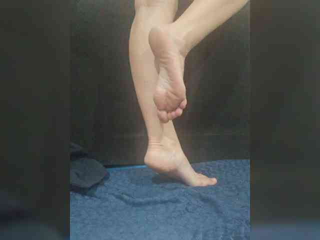 Angela03a webcam