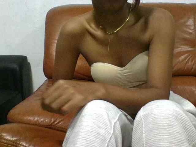 Brenda8824 webcam