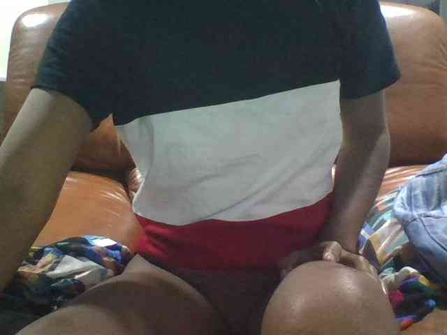 Brenda8824 webcam