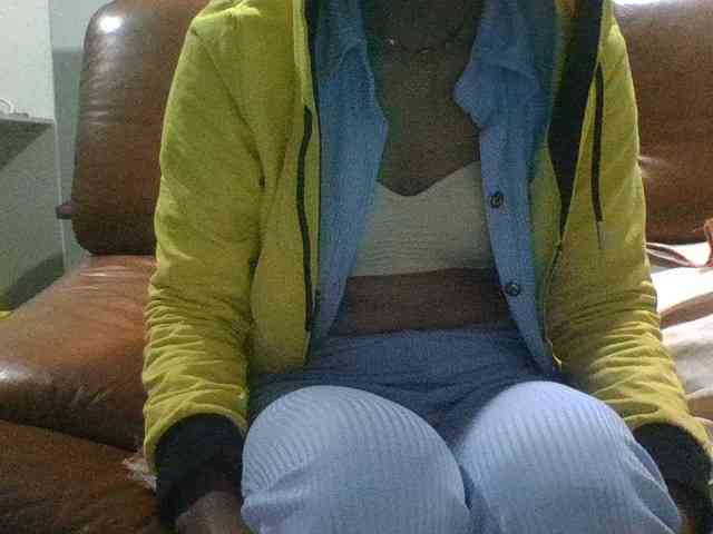 Brenda8824 webcam