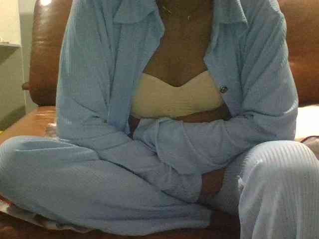 Brenda8824 webcam