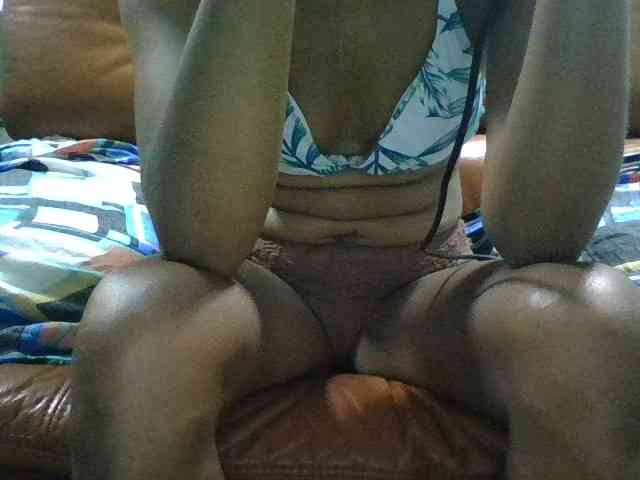 Brenda8824 webcam