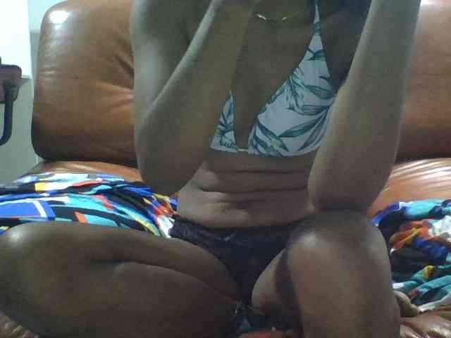 Brenda8824 webcam