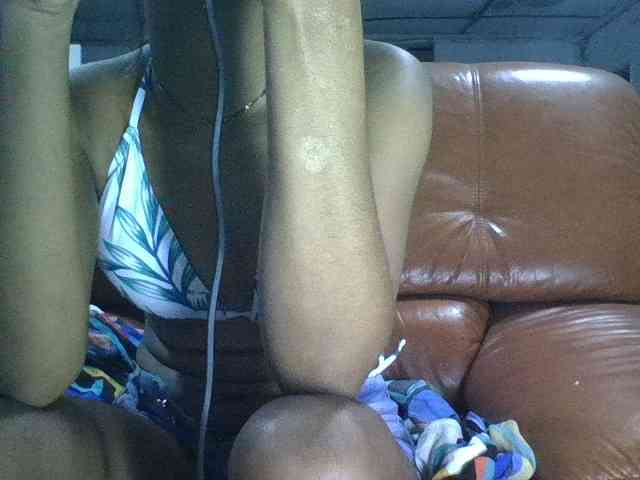 Brenda8824 webcam