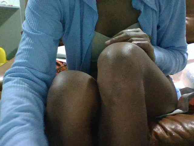 Brenda8824 webcam