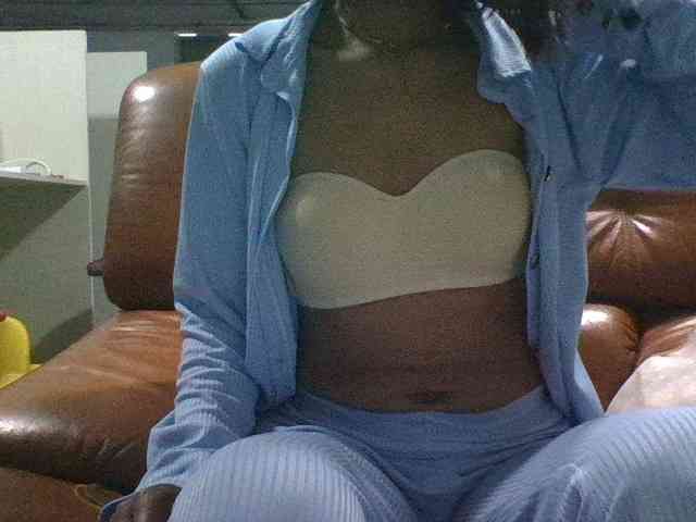 Brenda8824 webcam