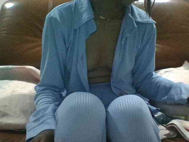 Brenda8824 webcam