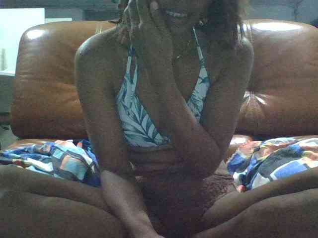 Brenda8824 webcam