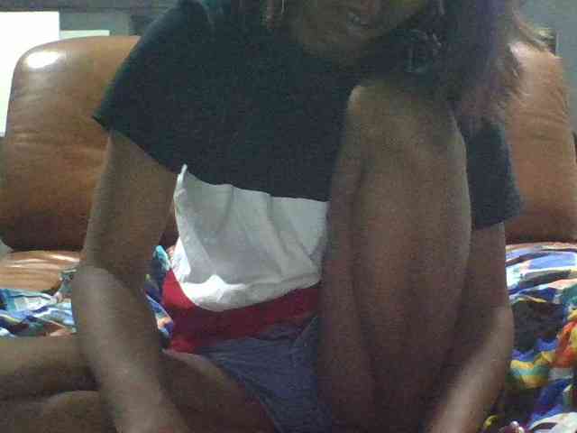 Brenda8824 webcam