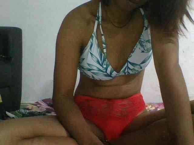 Brenda8824 webcam