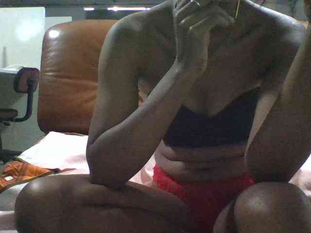 Brenda8824 webcam