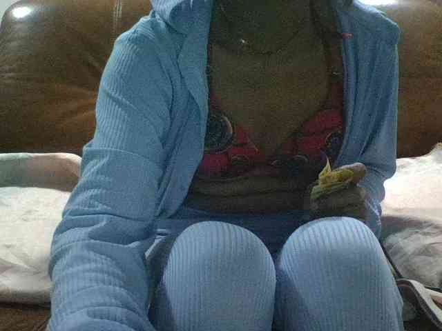 Brenda8824 webcam