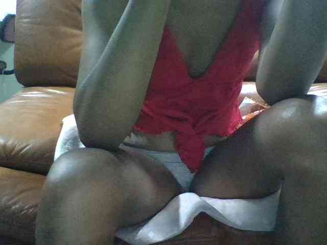 Brenda8824 webcam