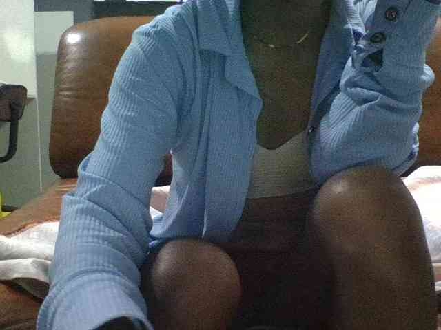 Brenda8824 webcam