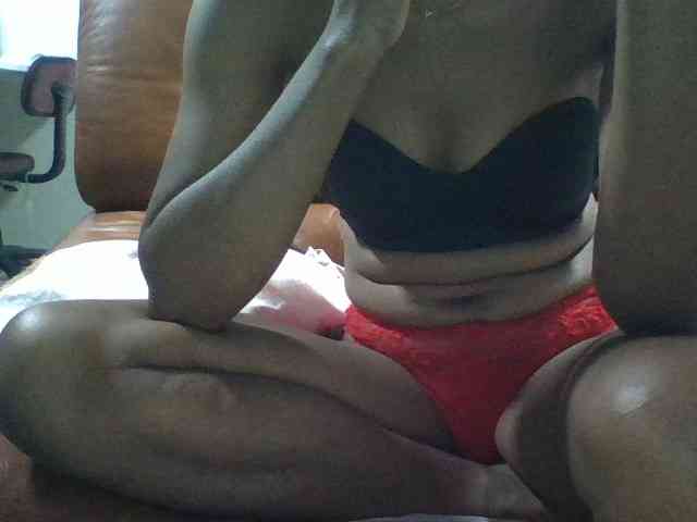 Brenda8824 webcam