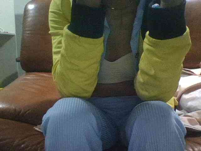 Brenda8824 webcam