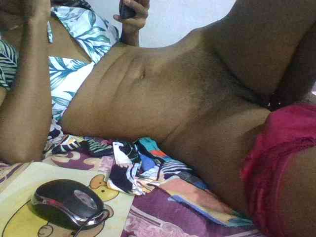 Brenda8824 webcam