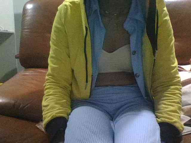 Brenda8824 webcam