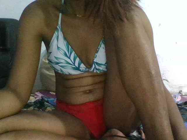Brenda8824 webcam