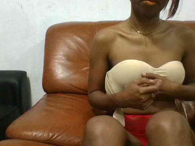 Brenda8824 webcam