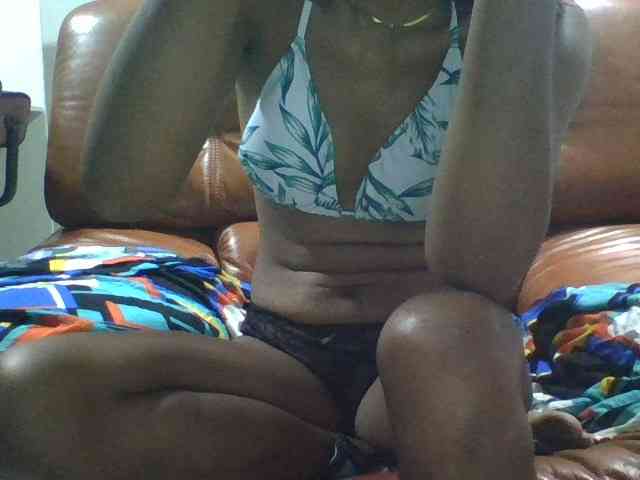 Brenda8824 webcam