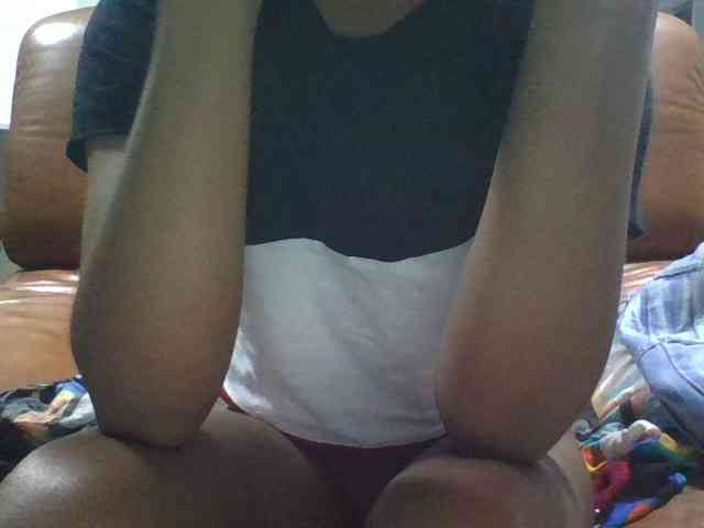 Brenda8824 webcam