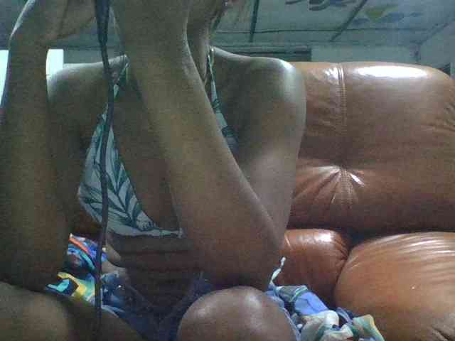 Brenda8824 webcam