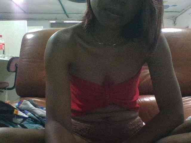 Brenda8824 webcam