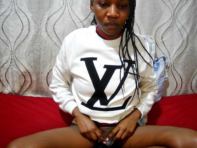 sally-cruz1's BongaCams show and profile