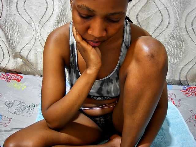 sally-cruz1's BongaCams show and profile