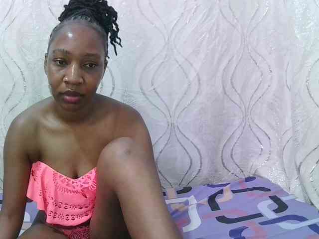 sally-cruz1 webcam