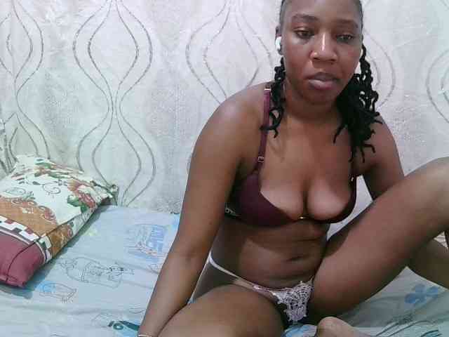 sally-cruz1 Live Webcam on BongaCams
