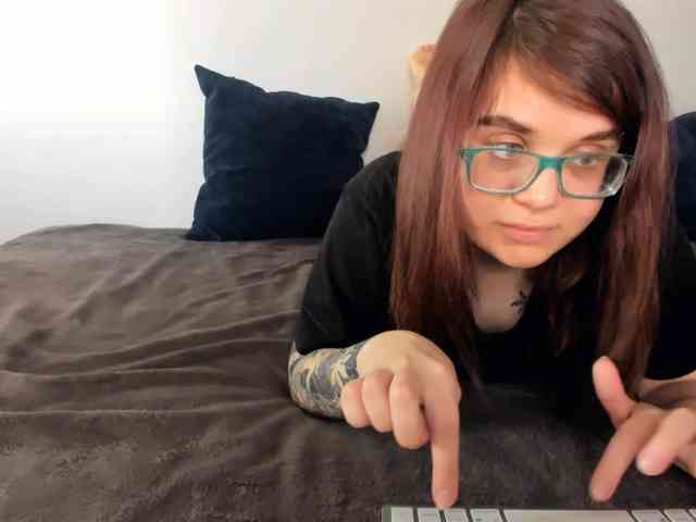 KattyKitty99 webcam