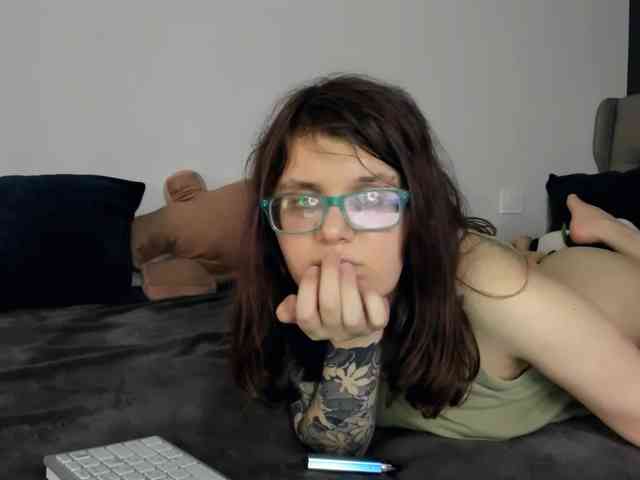 KattyKitty99 webcam