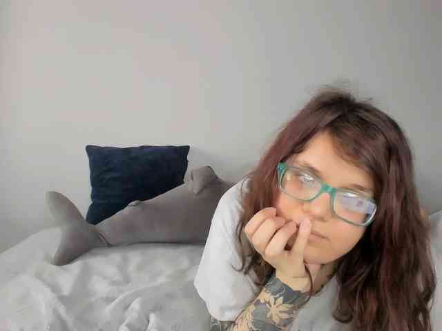 KattyKitty99 webcam