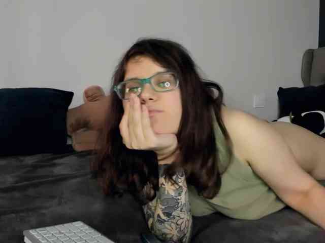 KattyKitty99 webcam