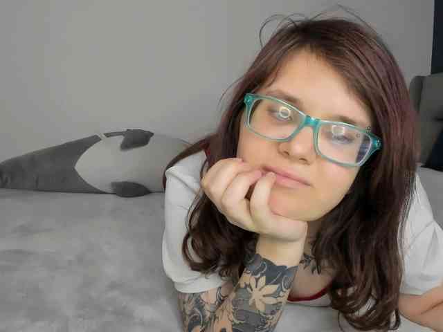 KattyKitty99 webcam