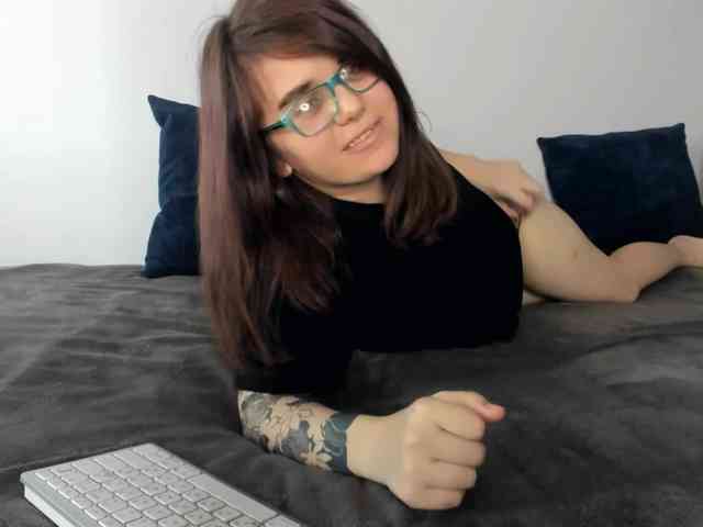 KattyKitty99 webcam