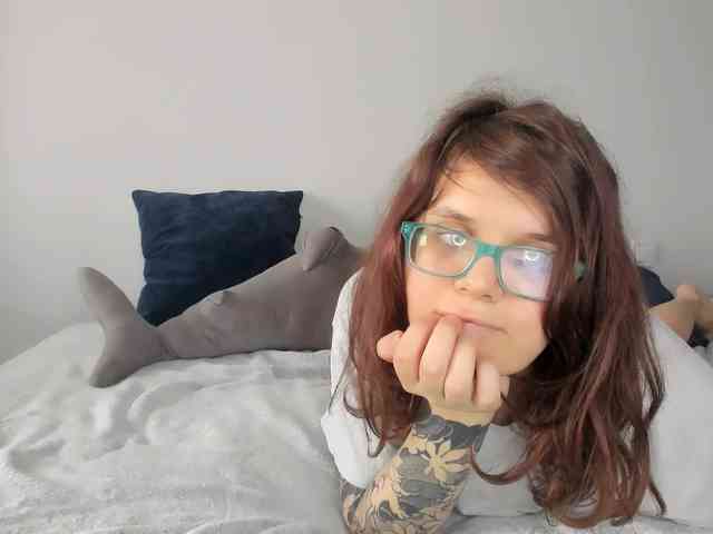 KattyKitty99 webcam